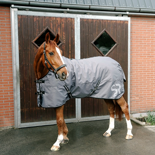 Winter Blanket 450g with Neck Part 250g "Alaska-Set" Winter Blanket 450g with Neck Part 250g "Alaska-Set"