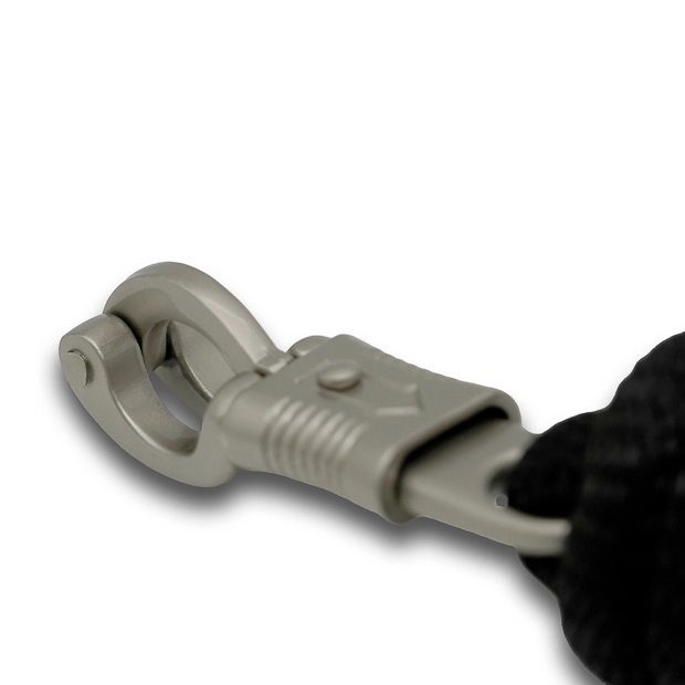 black lead rope with detailled view of panic snap by sunride 